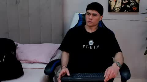 Roan Birkin online show from June 2026 07:27:02 PM