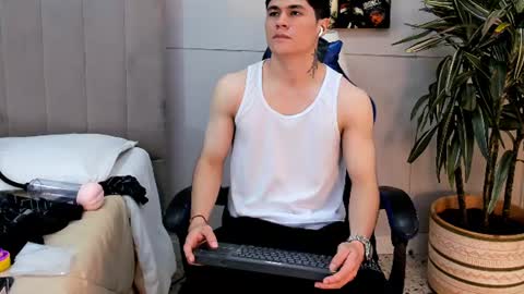 Roan Birkin online show from July 2026 07:27:02 PM