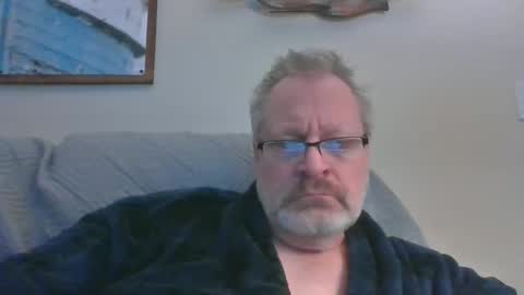 Snapshot of rob872217 chatting on January 2025 01:32:01 PM rob872217 online show from January 2025 01:32:01 PM