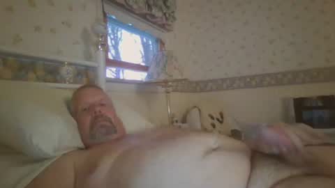 Snapshot of rob9271963 chatting on April 2026 10:07:02 AM Rob online show from April 2026 10:07:02 AM