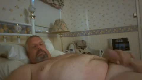 Snapshot of rob9271963 chatting on July 2026 12:33:01 PM Rob online show from July 2026 12:33:01 PM