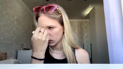 Sasha online show from July 2026 06:05:01 AM