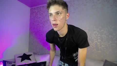 Snapshot of robbinblaze chatting on September 2025 08:31:02 PM Robbin online show from September 2025 08:31:02 PM