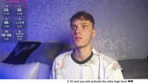 Snapshot of robbinblaze chatting on October 2025 08:15:01 PM Robbin online show from October 2025 08:15:01 PM