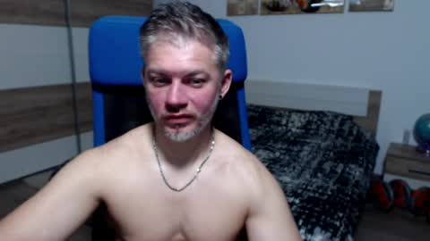 robbyshawz online show from May 2026 04:52:01 AM