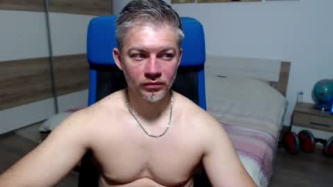 robbyshawz online show from May 2026 03:35:01 AM