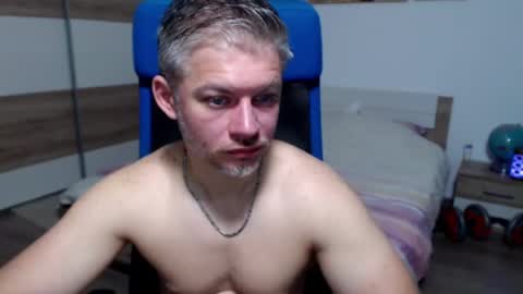 robbyshawz online show from May 2026 04:54:01 AM