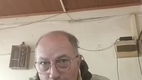 roberreyes266059 online show from April 2026 05:10:02 PM