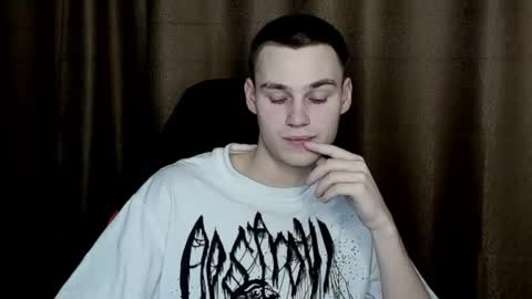 robert10211 online show from February 2025 06:55:01 PM