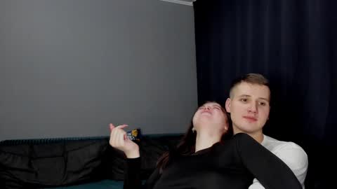 Snapshot of robert_lisa chatting on December 2024 03:22:02 PM Lisa and Robert i am online all days 900 am GMT3 online show from December 2024 03:22:02 PM