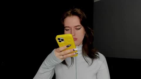 Snapshot of robert_lisa chatting on December 2024 10:02:02 AM Lisa and Robert i am online all days 900 am GMT3 online show from December 2024 10:02:02 AM