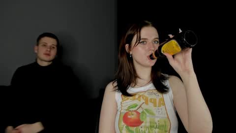 Snapshot of robert_lisa chatting on December 2024 05:11:01 PM Lisa and Robert i am online all days 900 am GMT3 online show from December 2024 05:11:01 PM