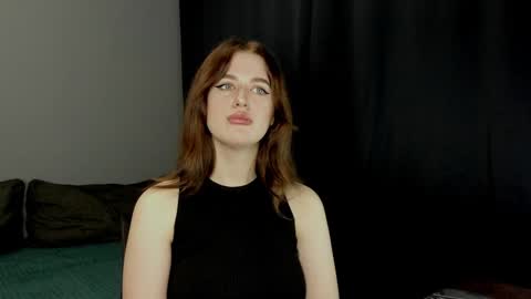 Snapshot of robert_lisa chatting on December 2024 11:25:02 AM Lisa and Robert i am online all days 900 am GMT3 online show from December 2024 11:25:02 AM