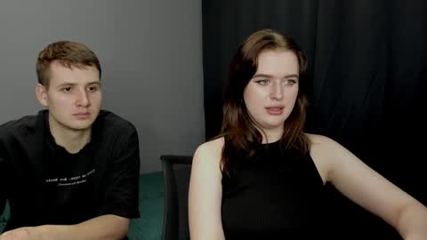 Snapshot of robert_lisa chatting on December 2024 03:37:01 PM Lisa and Robert i am online all days 900 am GMT3 online show from December 2024 03:37:01 PM