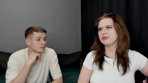 Snapshot of robert_lisa chatting on January 2025 08:13:02 AM Lisa and Robert i am online all days 900 am GMT3 online show from January 2025 08:13:02 AM