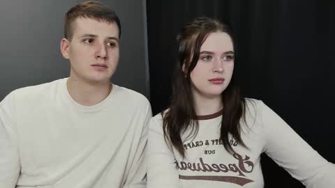 Snapshot of robert_lisa chatting on February 2025 09:20:02 AM Lisa and Robert i am online all days 900 am GMT3 online show from February 2025 09:20:02 AM