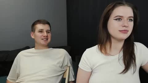 Snapshot of robert_lisa chatting on February 2025 02:44:02 AM Lisa and Robert i am online all days 900 am GMT3 online show from February 2025 02:44:02 AM