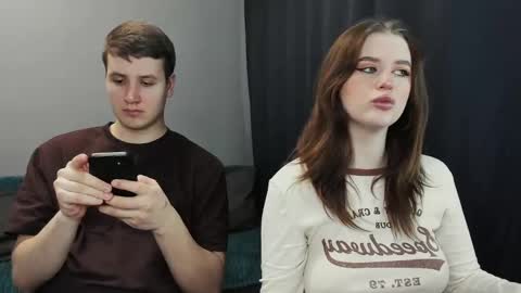 Snapshot of robert_lisa chatting on March 2025 10:30:02 AM Lisa and Robert i am online all days 900 am GMT3 online show from March 2025 10:30:02 AM