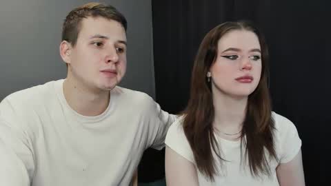 Snapshot of robert_lisa chatting on March 2025 10:35:02 AM Lisa and Robert i am online all days 900 am GMT3 online show from March 2025 10:35:02 AM