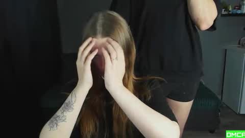 Snapshot of robert_lisa chatting on October 2025 04:52:02 PM Lisa and Robert i am online all days 900 am GMT3 online show from October 2025 04:52:02 PM