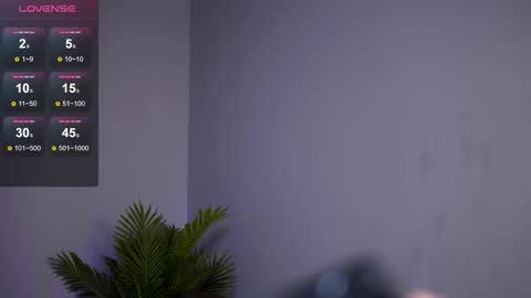 Roberta online show from September 2025 07:51:02 AM