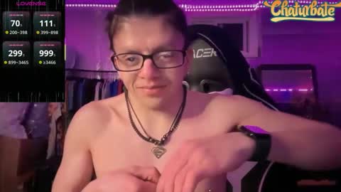 Snapshot of robertcicijr21 chatting on December 2025 03:58:02 AM Robert Cici Jr. online show from December 2025 03:58:02 AM