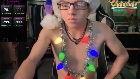 Snapshot of robertcicijr21 chatting on December 2025 01:03:01 AM Robert Cici Jr. online show from December 2025 01:03:01 AM