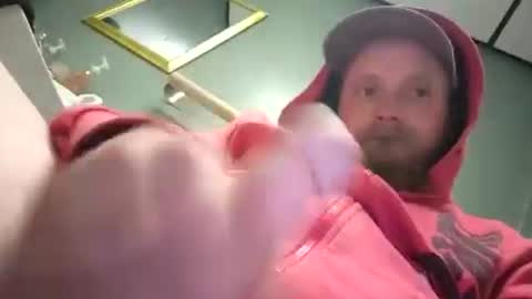 Snapshot of robertd5094 chatting on March 2025 12:57:02 PM robertd5094 online show from March 2025 12:57:02 PM