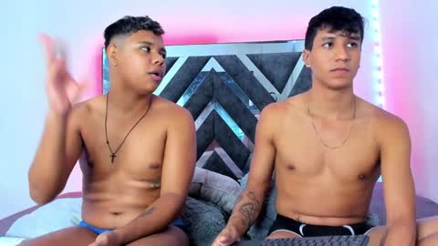 Robert Miller And Mael Thompson  online show from January 2025 05:27:01 AM