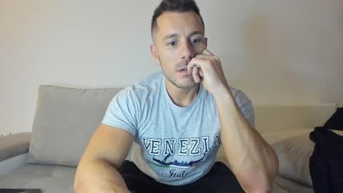 roberto4ever online show from January 2025 06:15:01 PM