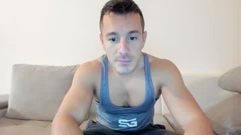 roberto4ever online show from October 2025 05:04:02 AM