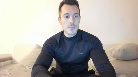 roberto4ever online show from November 2025 03:23:01 PM