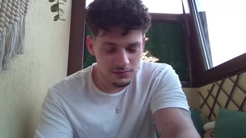 Roberto online show from March 2026 12:54:02 PM