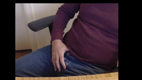 robidan6923 online show from December 2024 01:22:01 PM