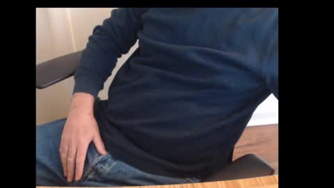 robidan6923 online show from January 2025 03:57:02 PM