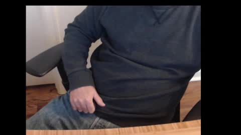 robidan6923 online show from February 2025 02:48:01 PM