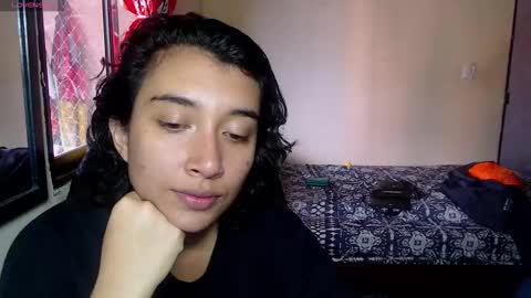 Snapshot of robin_h00t chatting on March 2025 08:00:01 PM Ivanna and Robin online show from March 2025 08:00:01 PM