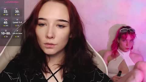 Snapshot of robin_yours chatting on November 2025 11:00:01 AM Robin your online show from November 2025 11:00:01 AM