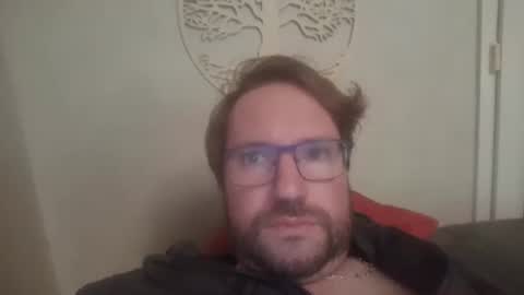 Snapshot of robinouhot chatting on February 2025 08:52:02 PM robinouhot online show from February 2025 08:52:02 PM