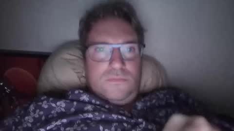 Snapshot of robinouhot chatting on November 2025 08:32:01 PM robinouhot online show from November 2025 08:32:01 PM