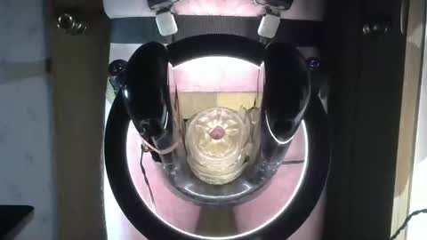 Robodickmilker online show from December 2025 08:27:01 PM