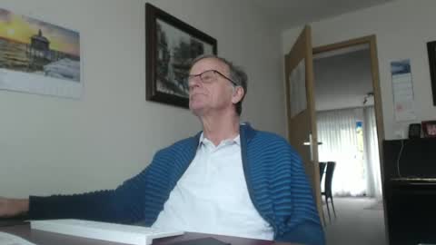 roboter0233 online show from February 2025 02:04:02 PM