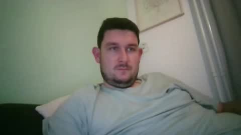 Robin online show from September 2025 09:39:02 PM