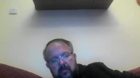 Snapshot of robxx32 chatting on December 2025 04:14:01 PM robxx32 online show from December 2025 04:14:01 PM
