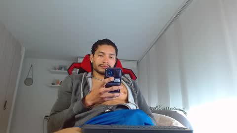 roby_millerr online show from February 2025 02:11:02 PM