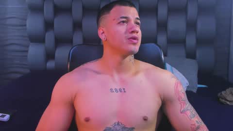 rocco_santos online show from October 2025 10:10:01 PM