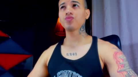 rocco_santos online show from May 2026 06:01:01 PM
