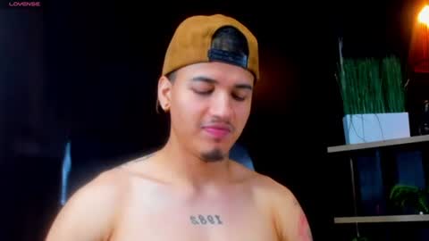 rocco_santos online show from July 2026 11:37:02 PM