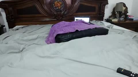 Snapshot of roccot85 chatting on February 2025 12:15:02 PM Roccot85 online show from February 2025 12:15:02 PM