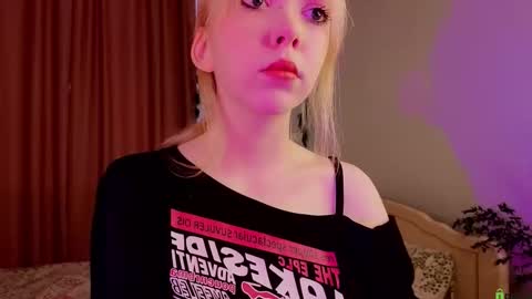 Snapshot of rochelle_dolly chatting on February 2026 02:04:02 PM rochelle_dolly online show from February 2026 02:04:02 PM